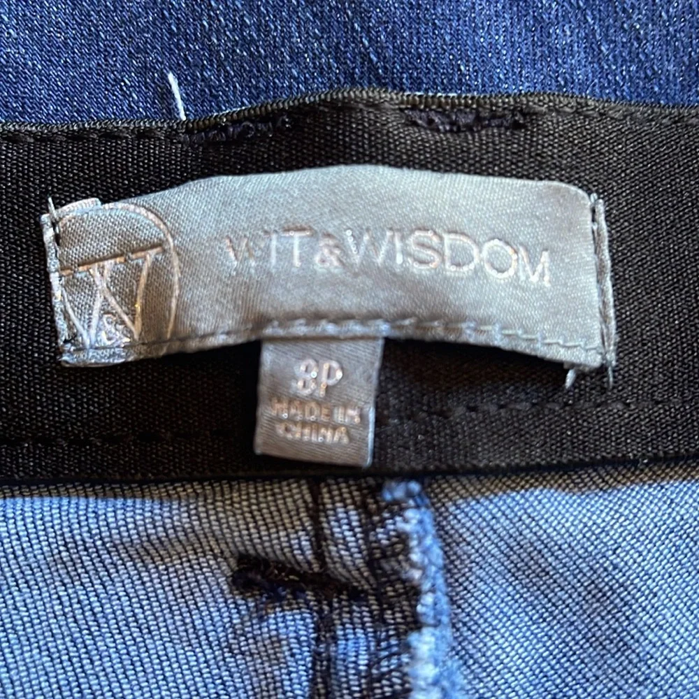 Wit & Wisdom Flare Leg Jeans 8P - Picture 3 of 4